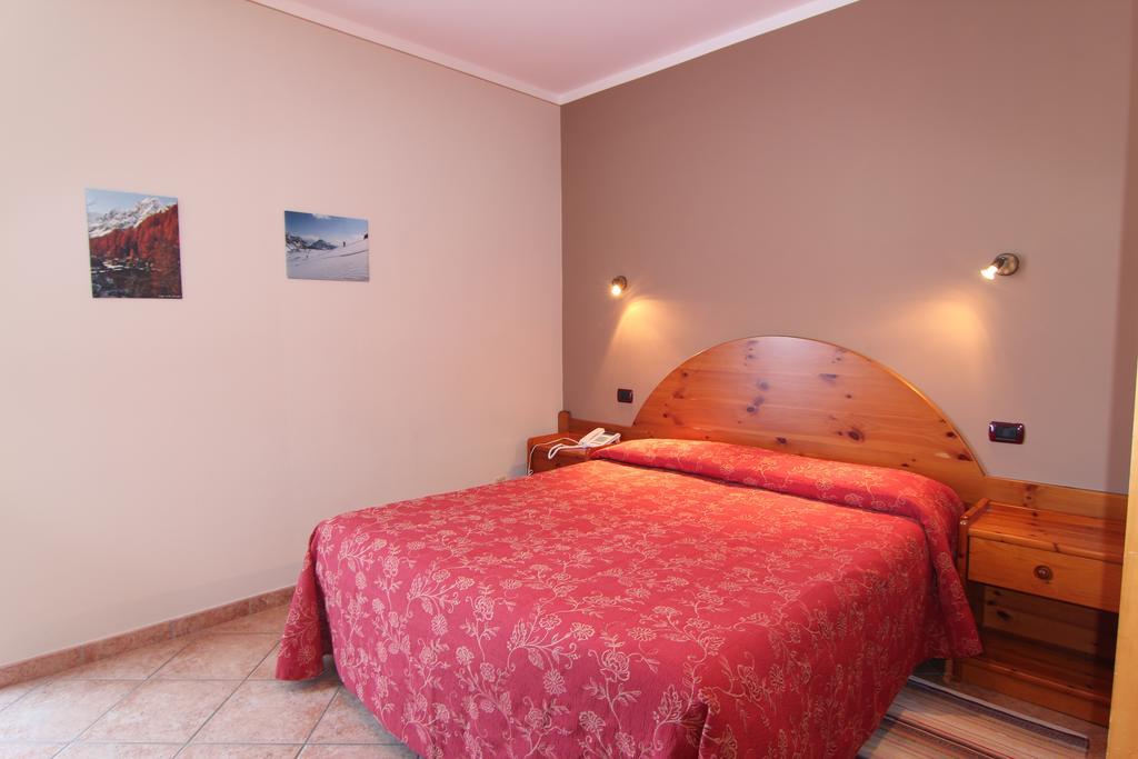 Albergo Edelweiss - Larespa Crodo Rom bilde